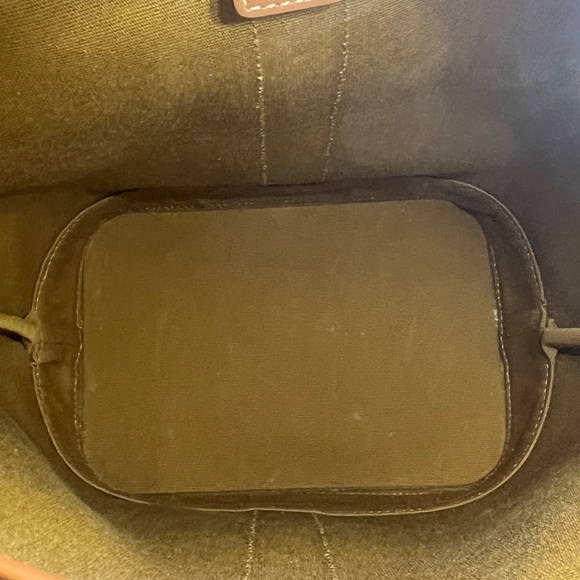 SOLD Authentic CELINE SMALL BUCKET IN TRIOMPHE CANVAS AND CALFSKIN in TAN - Picture 5 of 13
